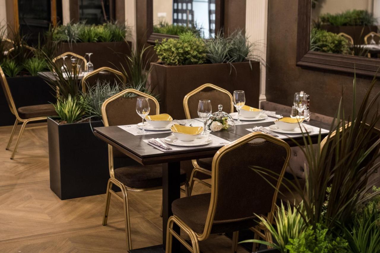 Hotel Grand Hedonist Pančevo المظهر الخارجي الصورة