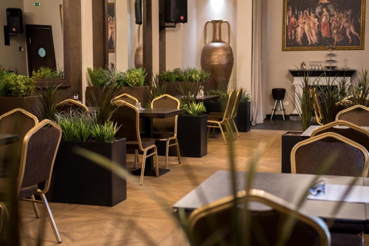 Hotel Grand Hedonist Pančevo المظهر الخارجي الصورة
