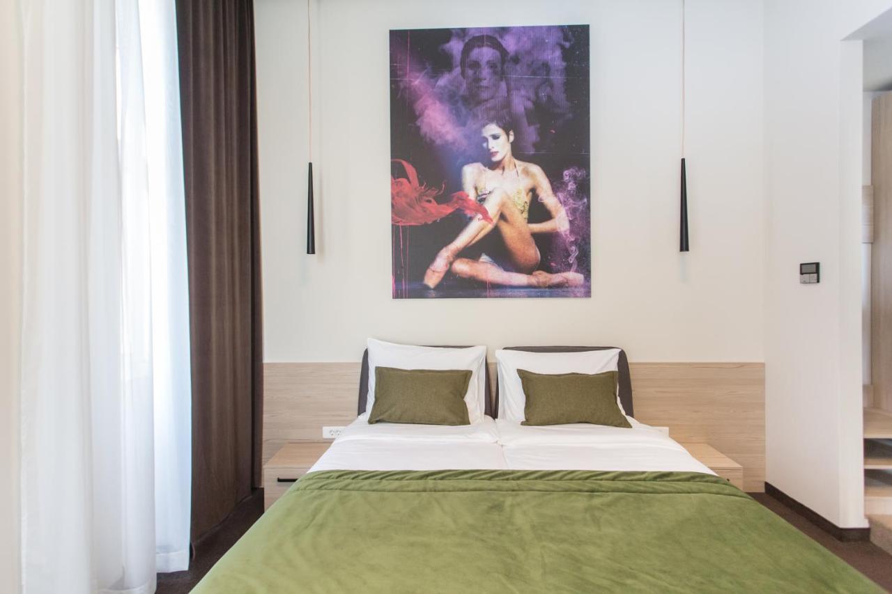 Hotel Grand Hedonist Pančevo المظهر الخارجي الصورة