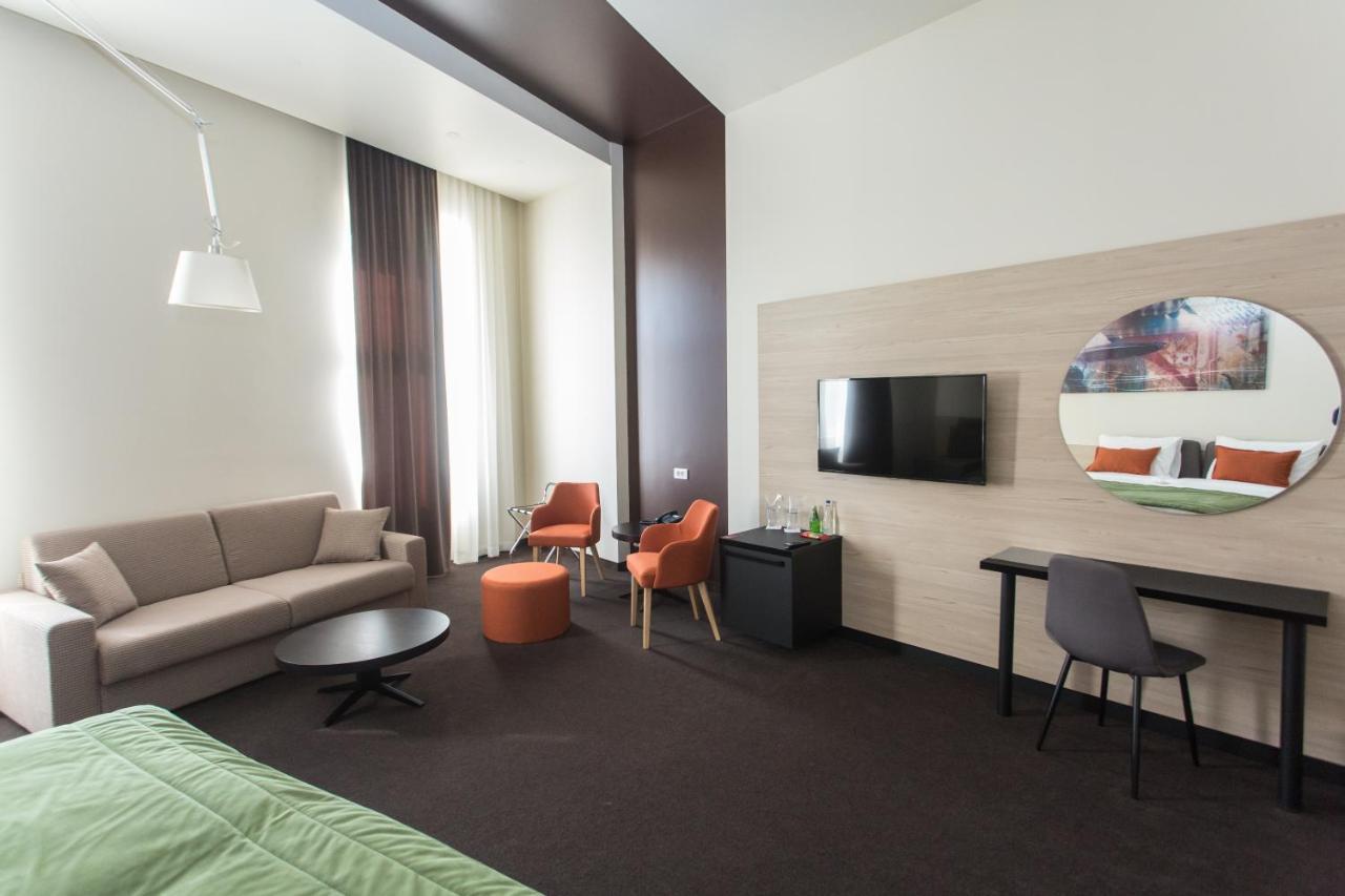 Hotel Grand Hedonist Pančevo المظهر الخارجي الصورة