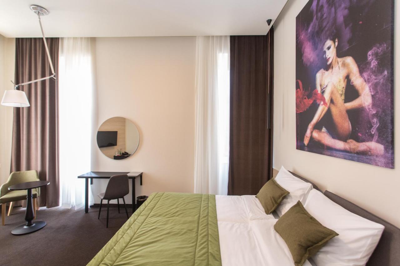 Hotel Grand Hedonist Pančevo المظهر الخارجي الصورة